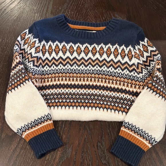 SALE! H&M beautiful sweater! Size 2-4 Y. Christmas ready! - Picture 2 of 6